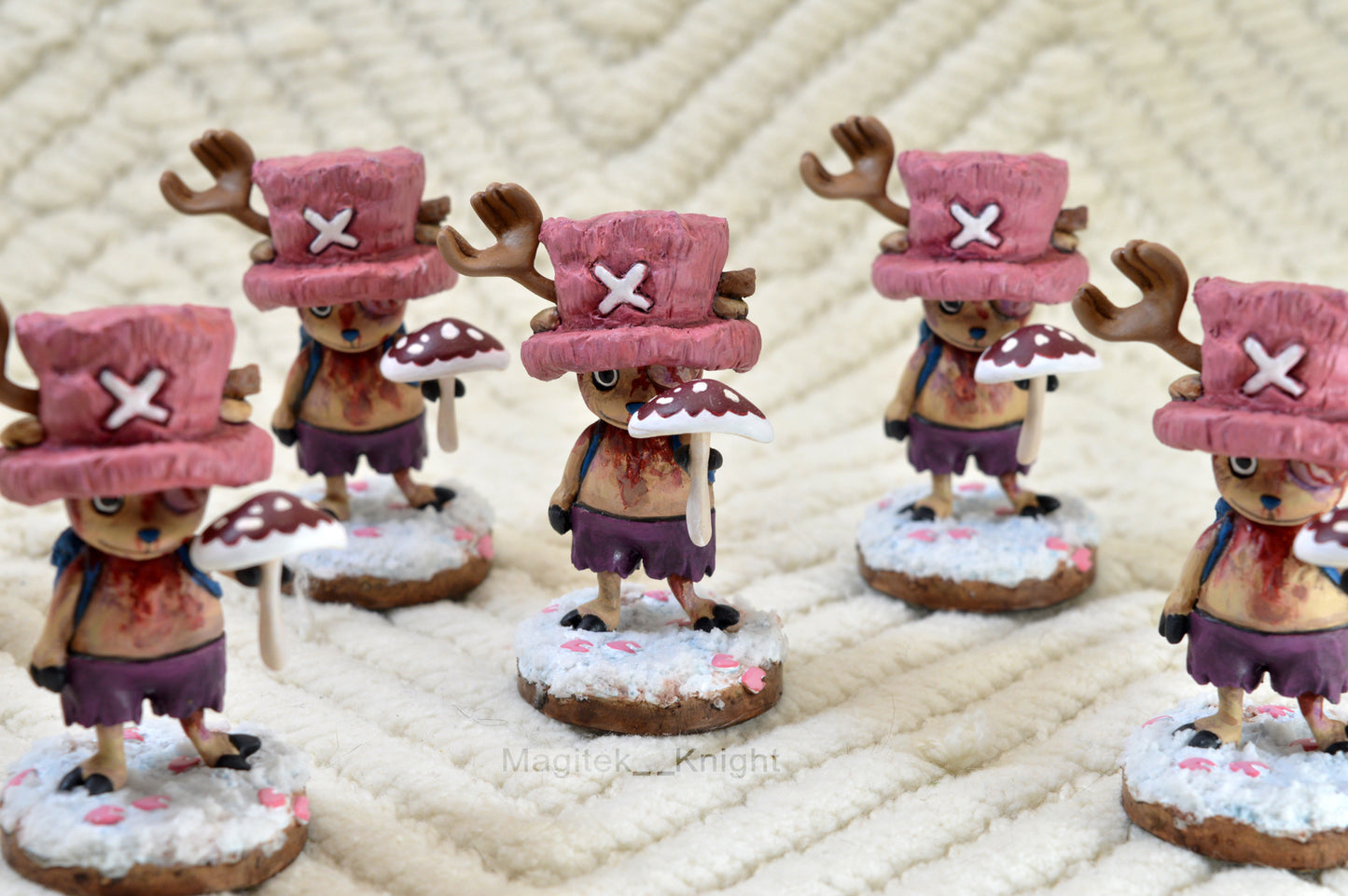 Chopper Amiudake Mushroom Chibi Figure - One Tiny Limited Small Batch Collectible Sculpture - Christmas Geek Gifts Anime Reindeer