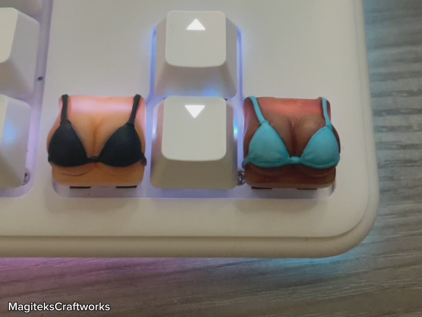 Booba 1 Artisan Keycap | Sexy Funny Boobs Booby Keycaps Boob Sculpture –  MagiteksCraftworks